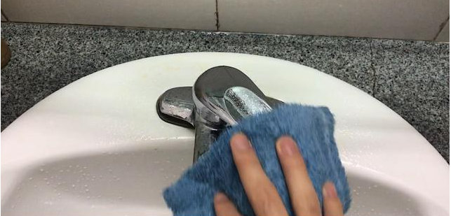 为什么聪明人都会放雪碧,要是家里有一大瓶雪碧会怎么样