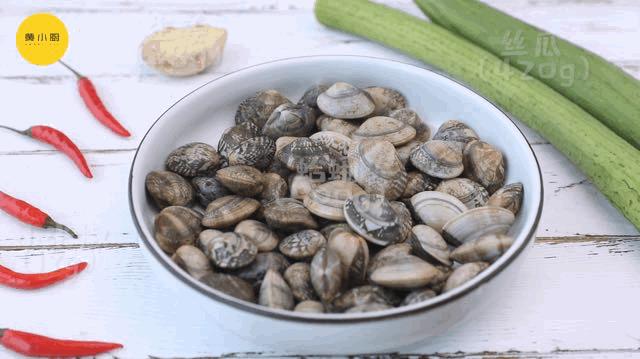 蛤蜊肉土豆烩丝瓜,丝瓜白果烩蛤蜊