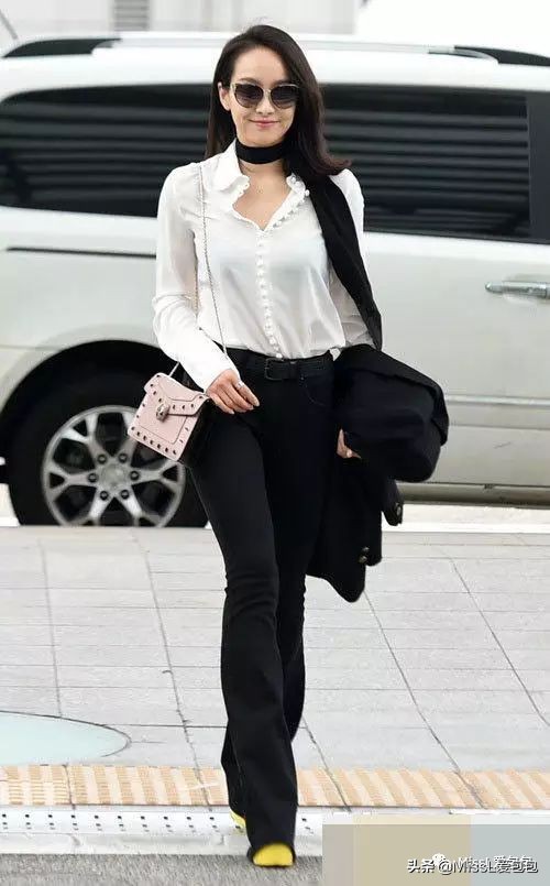 宝格丽bvlgari白色包,宝格丽带钻包包必买经典款