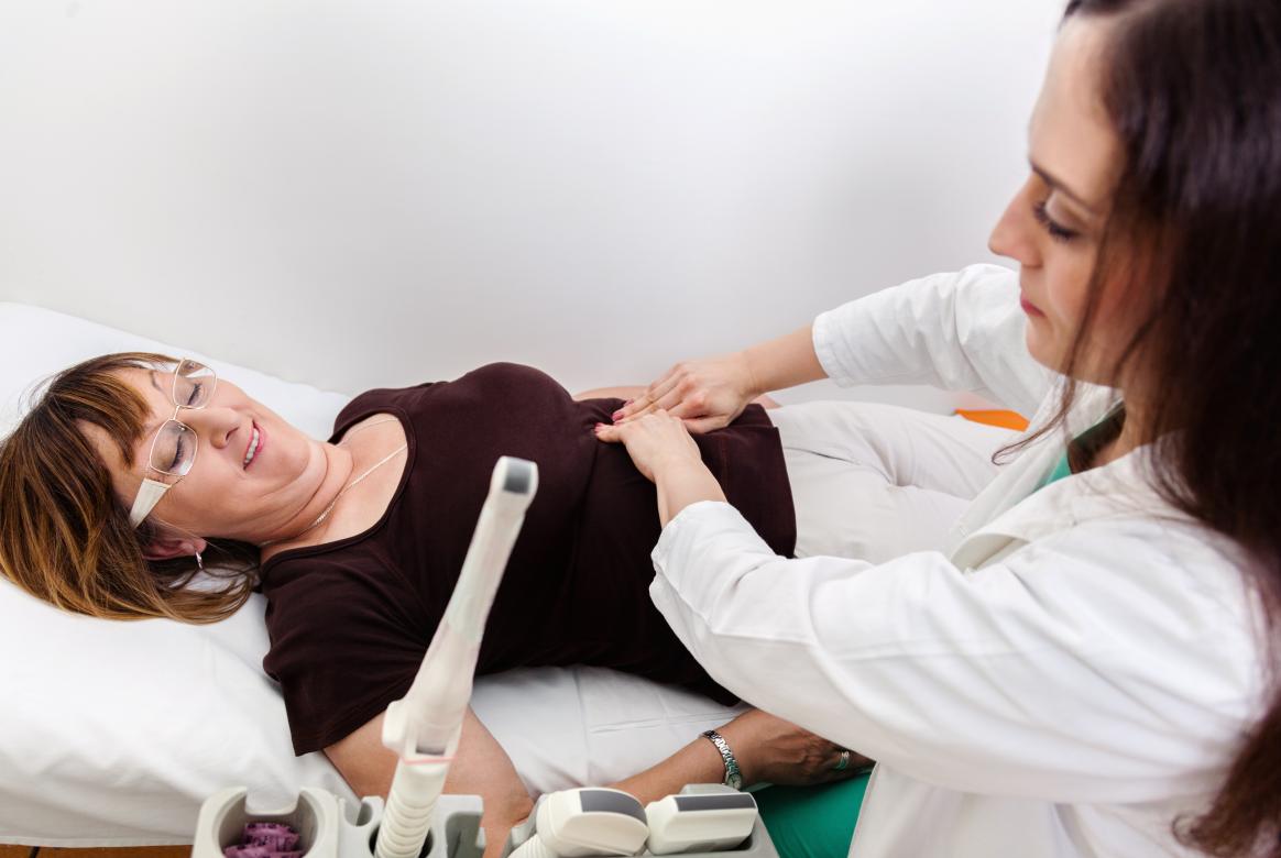 绝经后的女人还会长肿瘤吗,绝经后卵巢恶性肿瘤