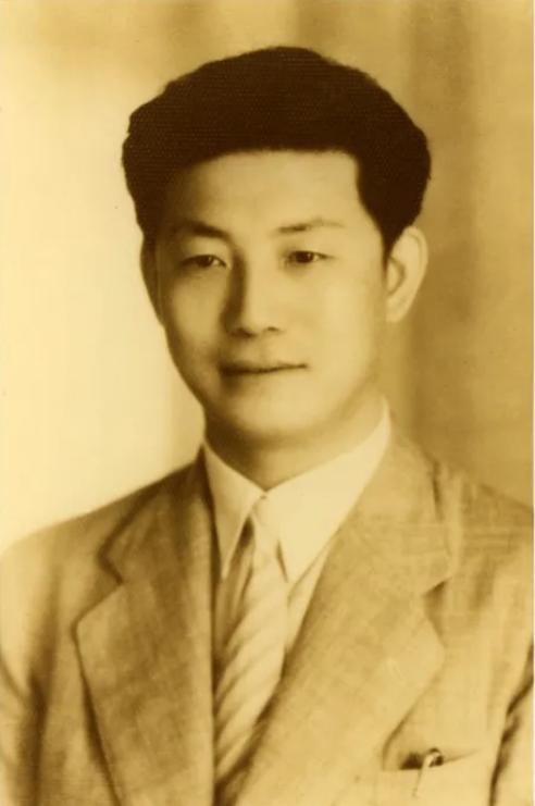 一富商买上海豪宅掩护地下*党**，日军强行搜查，妻子穿和服喝退敌人