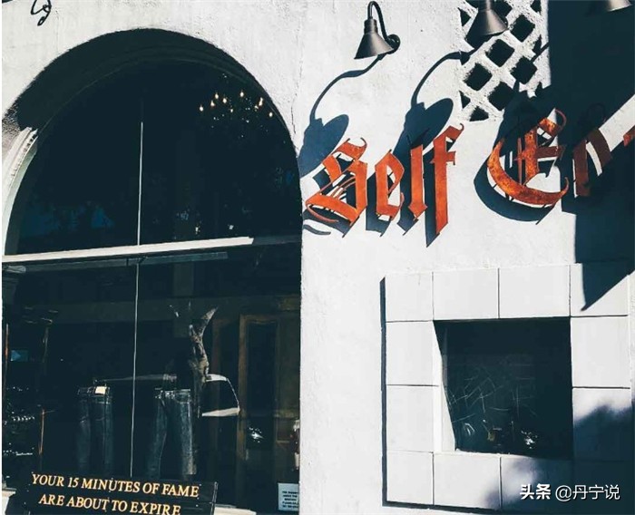 养的牛仔裤出现破洞爆裆怎么办呢？专业修补师傅来给大家答疑了