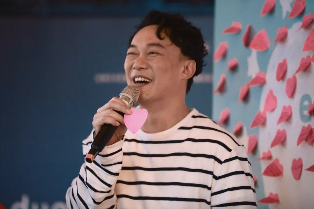 陈奕迅慈善演唱会2021视频完整版,陈奕迅上海演唱会