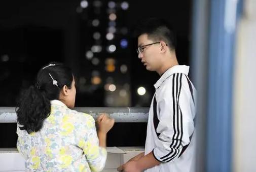 青春期的那些烦心事,青春期生理问题引起的烦恼案例