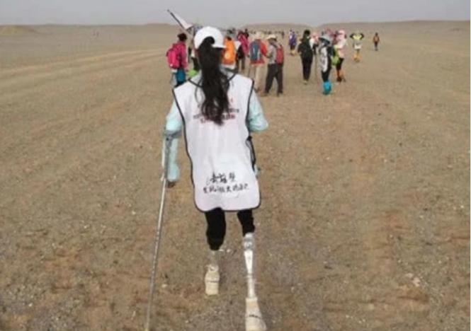 汶川地震时,那位救了丈夫、却丢了双腿的李应霞,如今怎么样了?