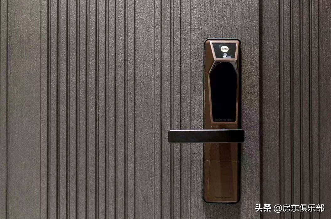 北龙湖一个多亿的豪宅,北龙湖豪宅一楼带院