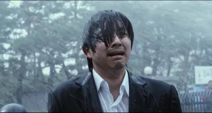 李文亮事件终有进展:世界的运转法则里,唯有公道屹立不倒