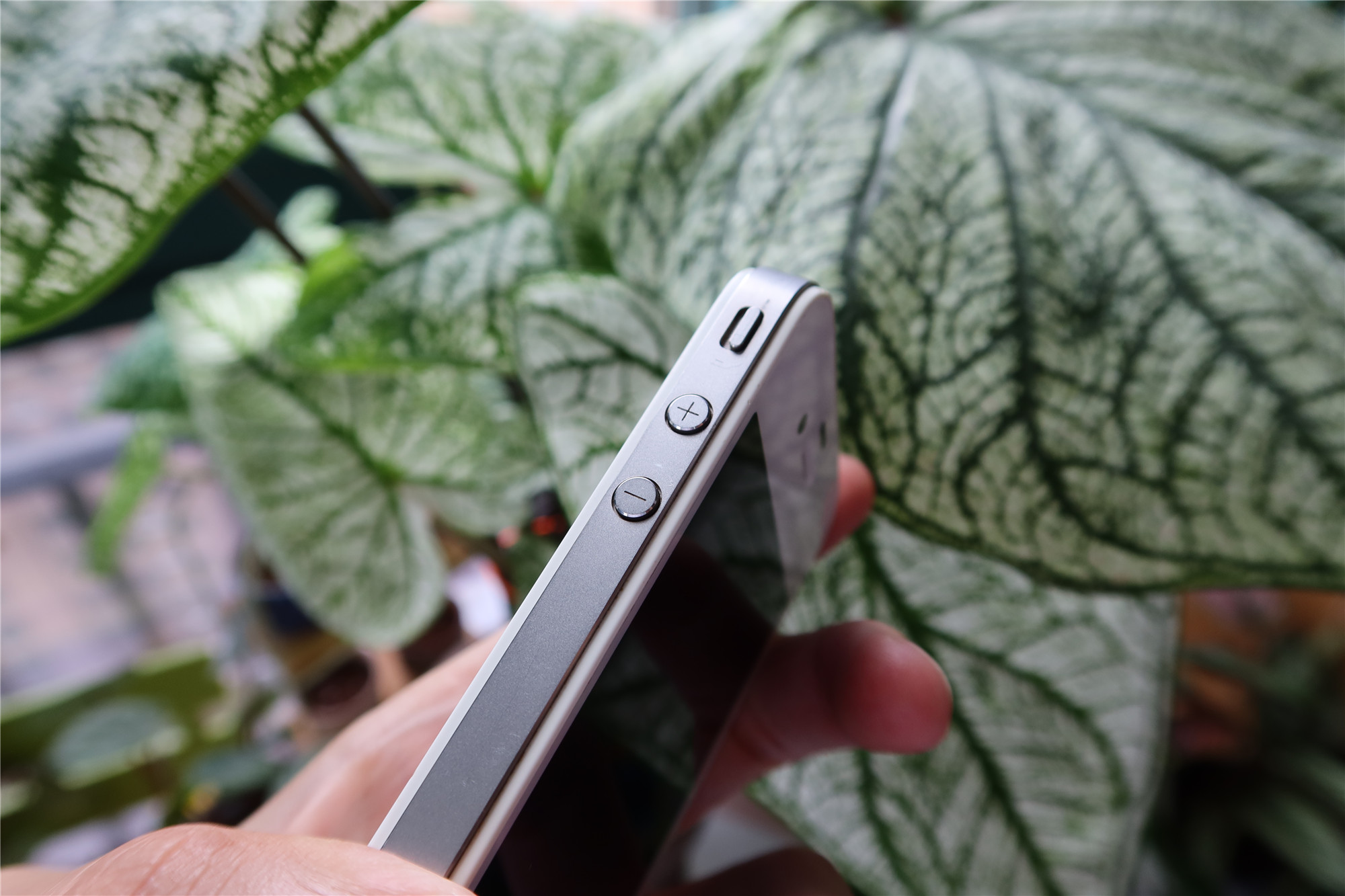 iphone4当年发布有多惊艳,iphone12是为了纪念iphone4吗