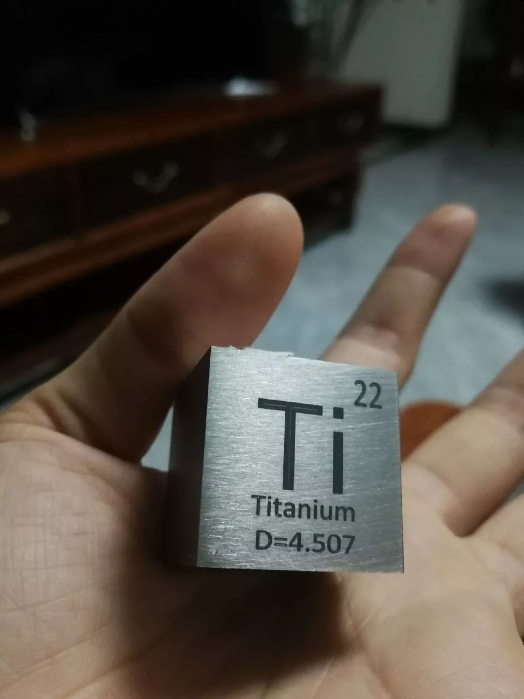 “晚上出来方便吗”“不了，我家有厕所”直男聊天记录曝光，笑疯