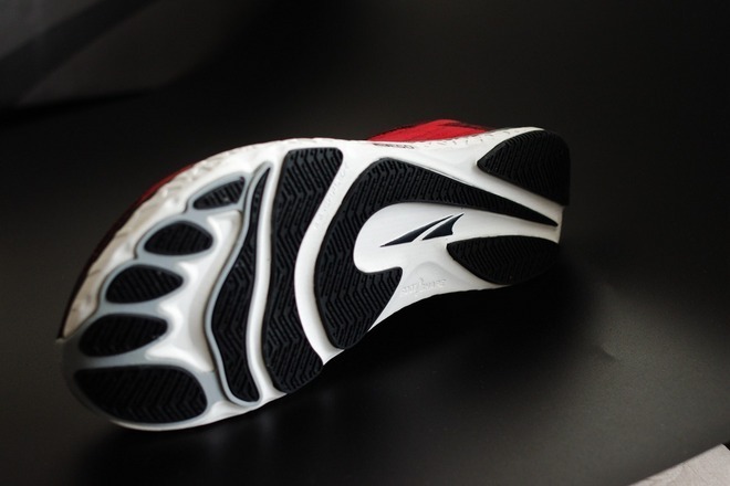 altraparadigm6,altraescalanteracer跑鞋评测