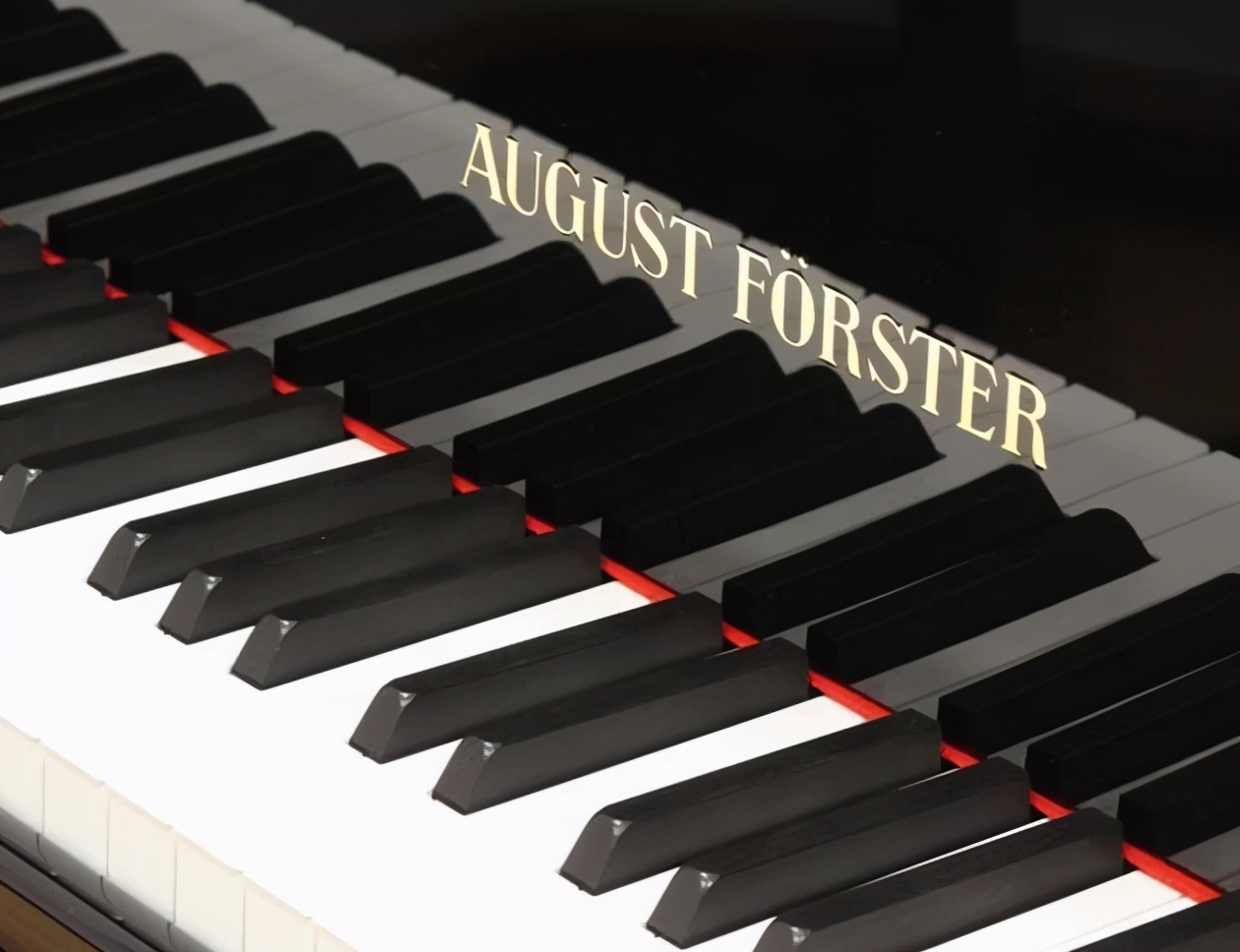 世界十大钢琴名曲排行榜前十名,世界顶级钢琴品牌标志