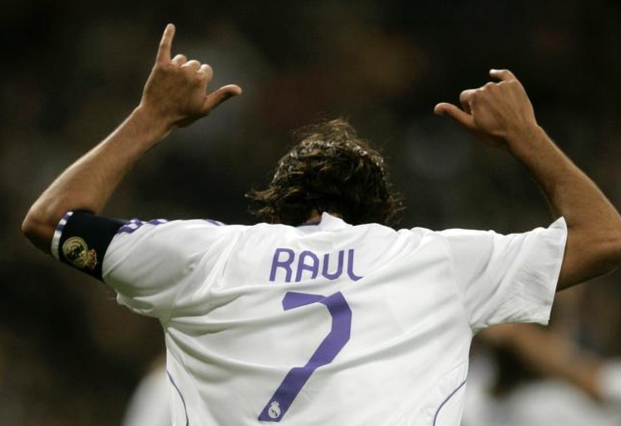 看了欧冠才知道c罗有多强,16-17赛季的欧冠c罗到底有多强