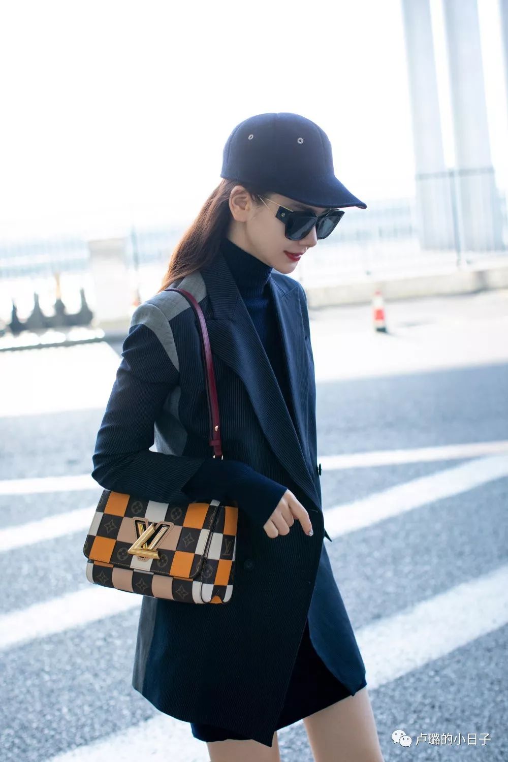 中年女士包包轻奢推荐,中年女士适合买什么样的包包