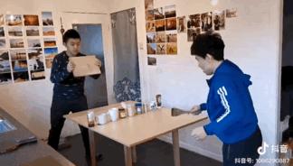 心态崩了，我的健身教练追到抖音上来了