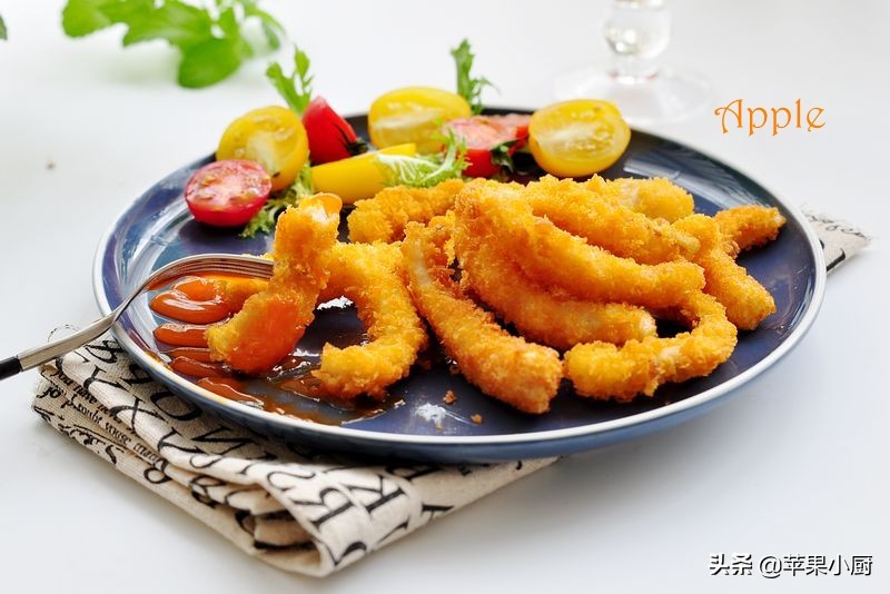 炸鱼柳用什么鱼炸好吃,用面粉油炸巴沙鱼柳的做法