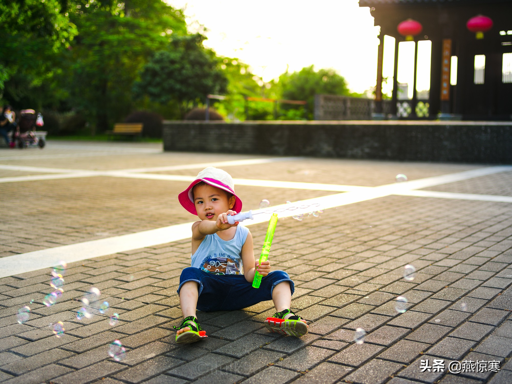 说说你用的相机,理光镜头和宾得通用吗