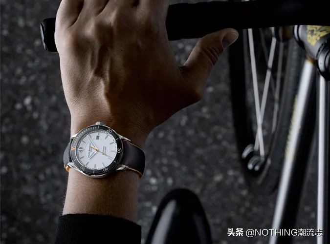 买机械表一定要瑞士表吗,瑞士手表机械表智商税