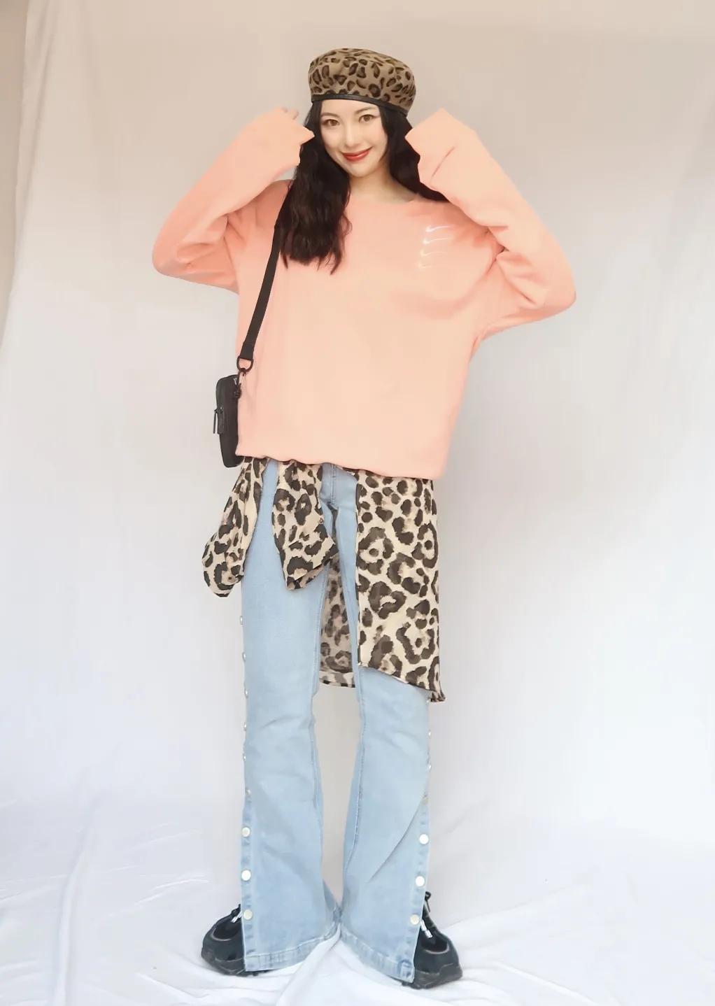 牛仔衬衫叠穿哪种款式和颜色适合,灰色衬衫怎么搭配出高级感叠穿