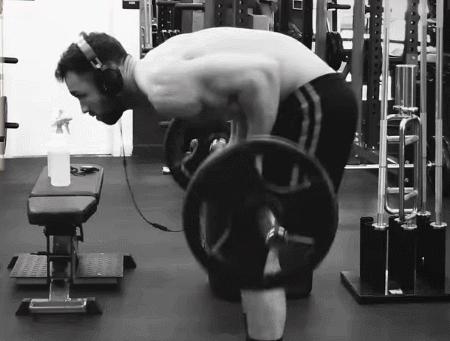 不练背先练动作,练背部的健身训练动作