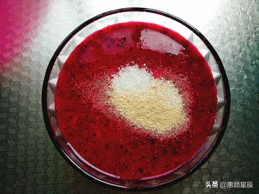 火龙果加鸡蛋加面粉做什么好吃,火龙果直接加面粉做好吃的