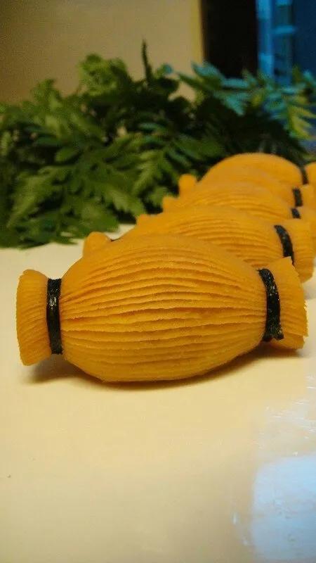 你相信吗？一个30平的面点间，所需要的设备和调料高达上百种！