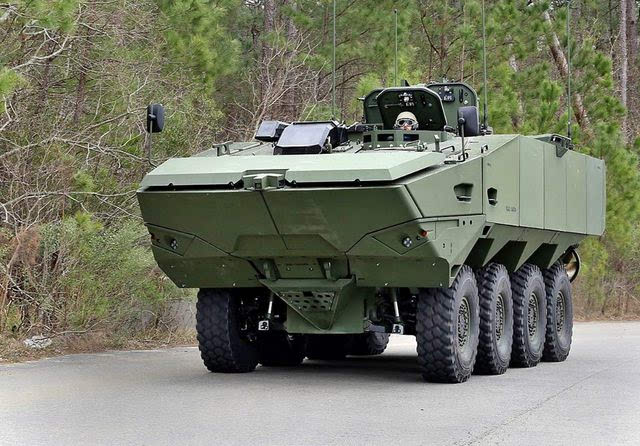 摩天大楼钢铁怪兽,摩天大厦狂暴巨兽视频