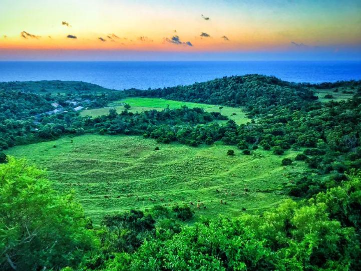 比普吉岛少的岛,比巴厘岛好玩的岛