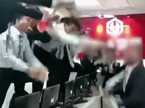 年薪40万的腾讯实习生作息表流出，我才知道什么叫人间真实