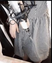 女主播直播被骂哭,女主播直播被骂哭了