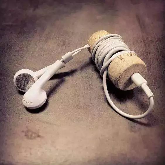 原来红酒塞才是一瓶酒中最值钱的，别再扔了