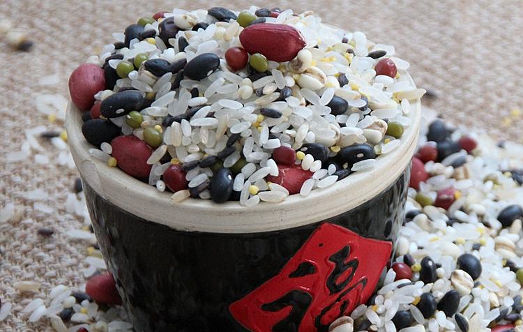 八宝粥装瓶,瓶装八宝粥是怎么生产出来的