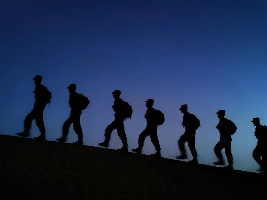 夜读散文美文,夜读散文流淌在岁月中的甜蜜