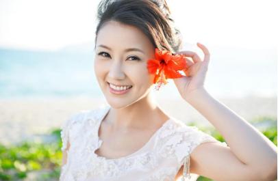 她是贾跃亭夫人，24岁成李小璐艳羡的好命阔太，今被*债追**要离婚