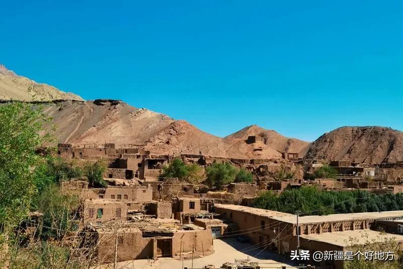 收藏!*疆新**60个“网红”打卡地都在这里