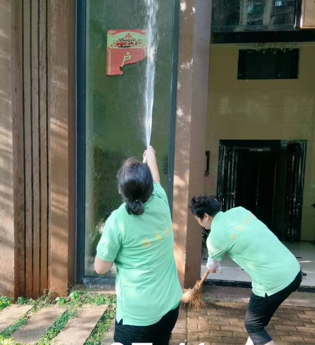 “泰弘进一品、处处显美景