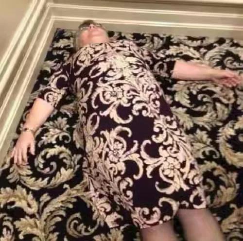 你们也有过撞衫的尴尬吗,这些尴尬至极的撞衫经历