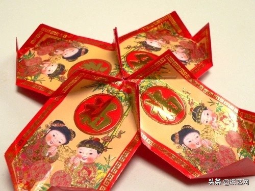 用红包制作春节灯笼简单又好看,怎么用红包做一个新年灯笼