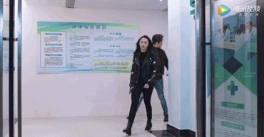 《都挺好》里，苏明玉示范了女白领到底应该怎么穿！