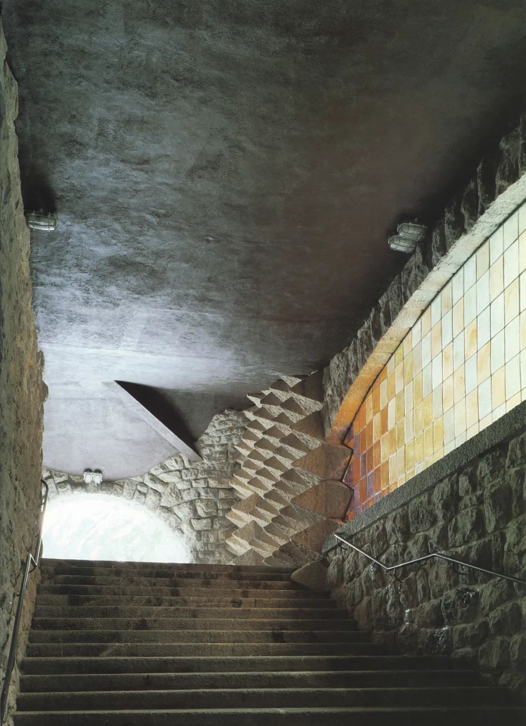 Church丨粗野的力量与信仰