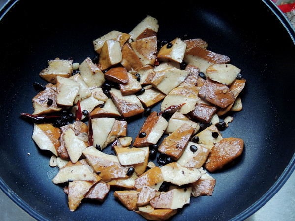 天然黄体酮女性不老的秘密,富含天然黄体酮是女人不老的秘密