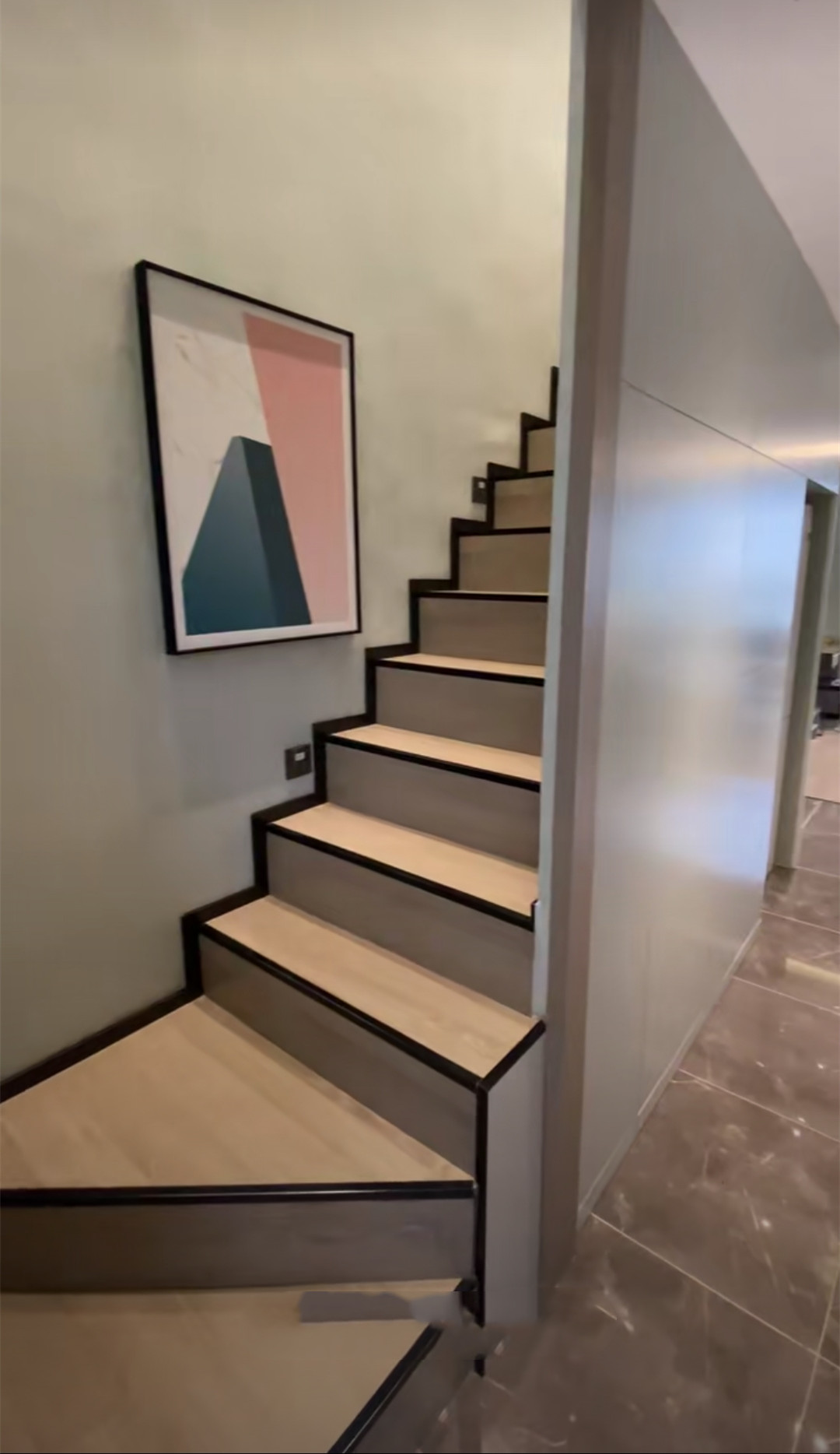 小户型爆改复式多人住,爆改户型两室一厅