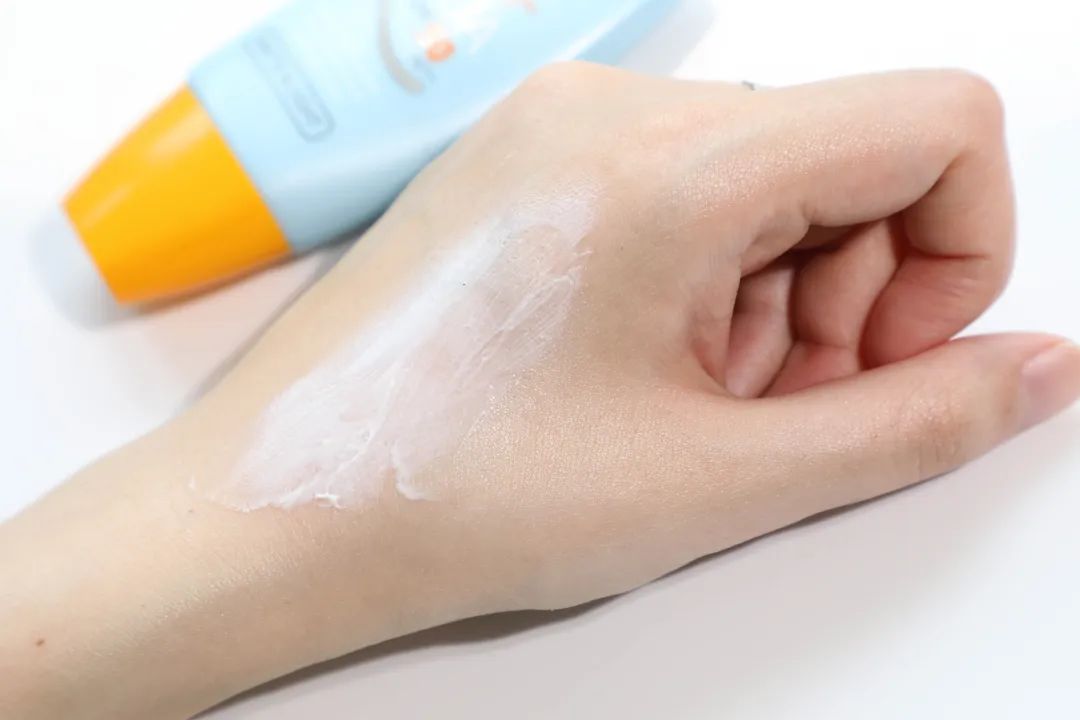 轻薄透气好用小众防晒霜,韩国小众品牌防晒霜