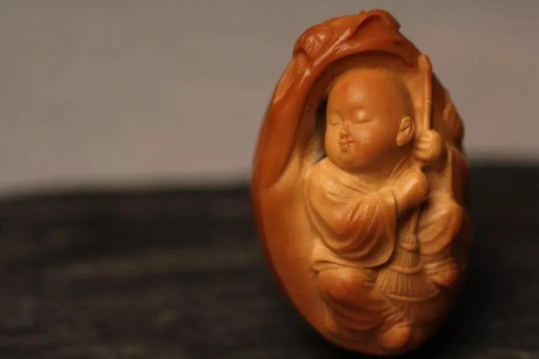 核雕的雕刻题材,刀尖上的艺术核雕工具知多少