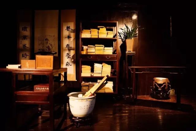 慎独勿以己悲,慎独不欺于暗室