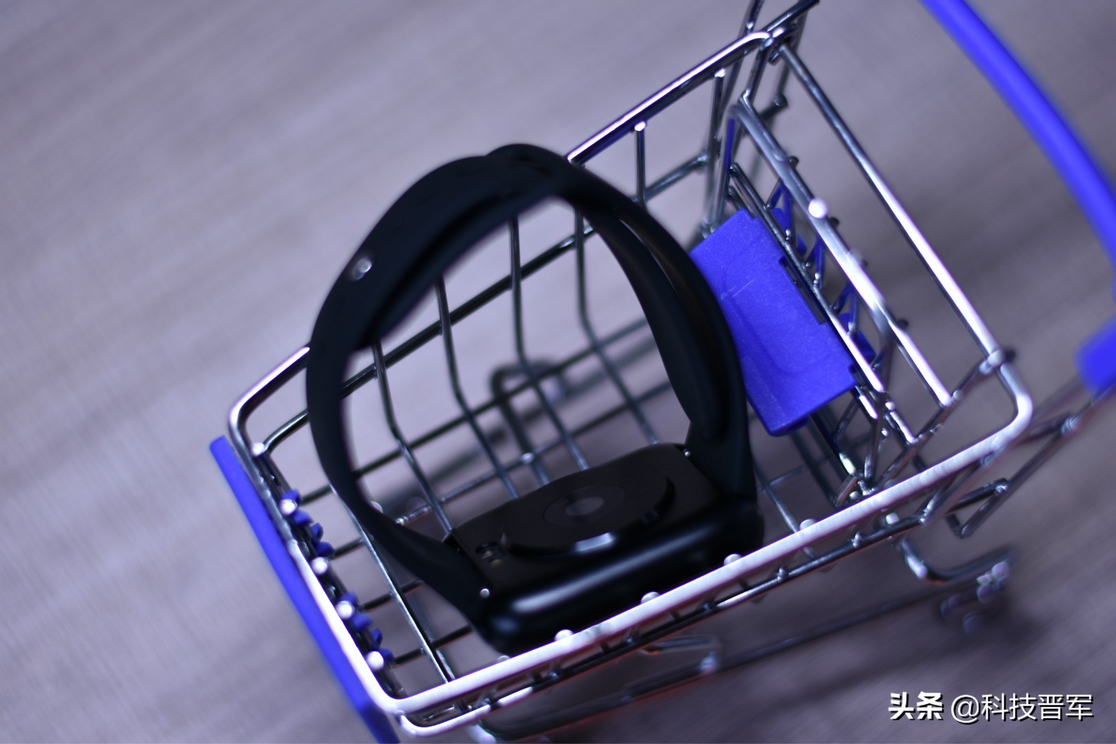 简悦智能手表好还是手环好,简悦智能手表的使用方法