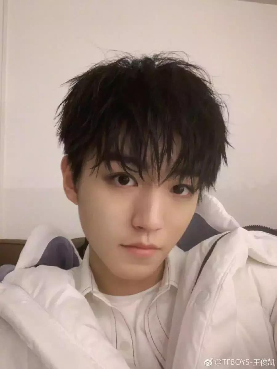 锡纸烫渣女什么意思,渣男锡纸烫渣女大波浪下一句