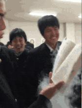 终于下班了搞笑gif图片,搞笑gif上班的时候打瞌睡尴尬了吧