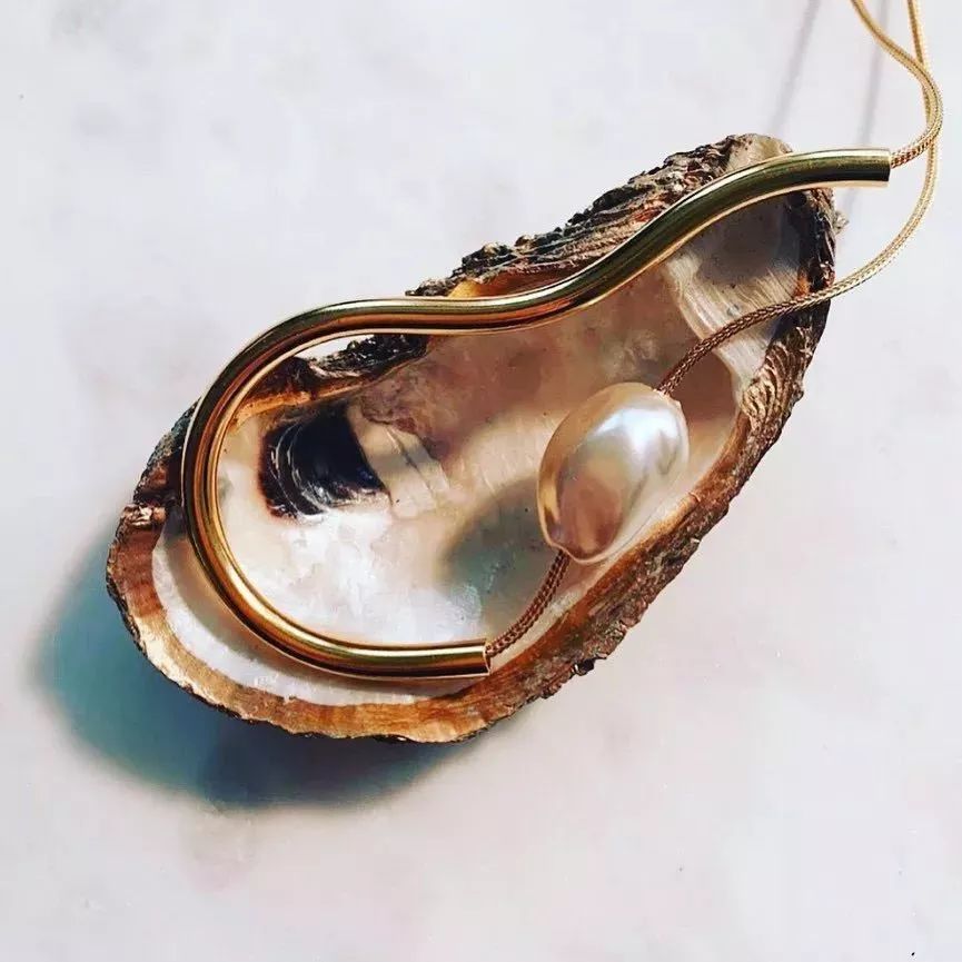 大金链子忘了戴,大金链子好久没戴了