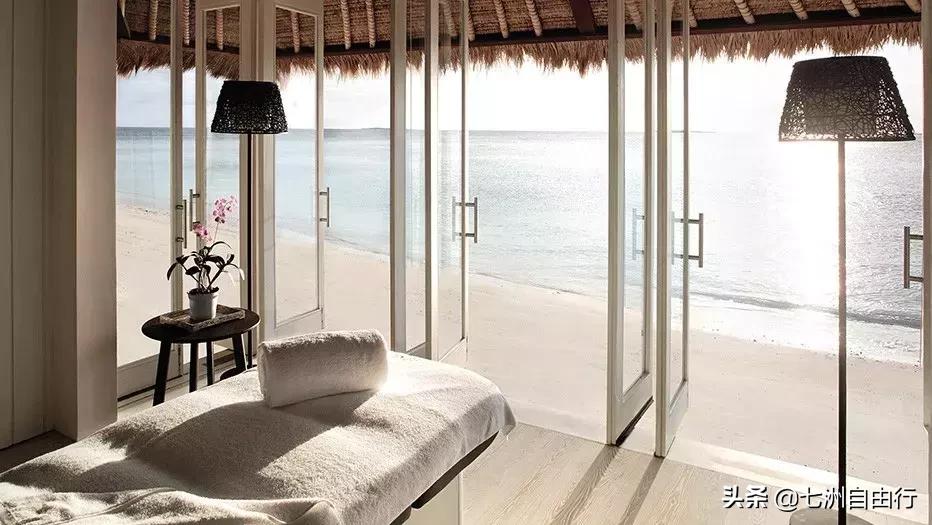 白马庄园,白马庄园店