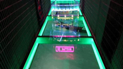 许昌科技广场下面竟然藏着一个卡丁车俱乐部,在朋友圈秒变酷盖